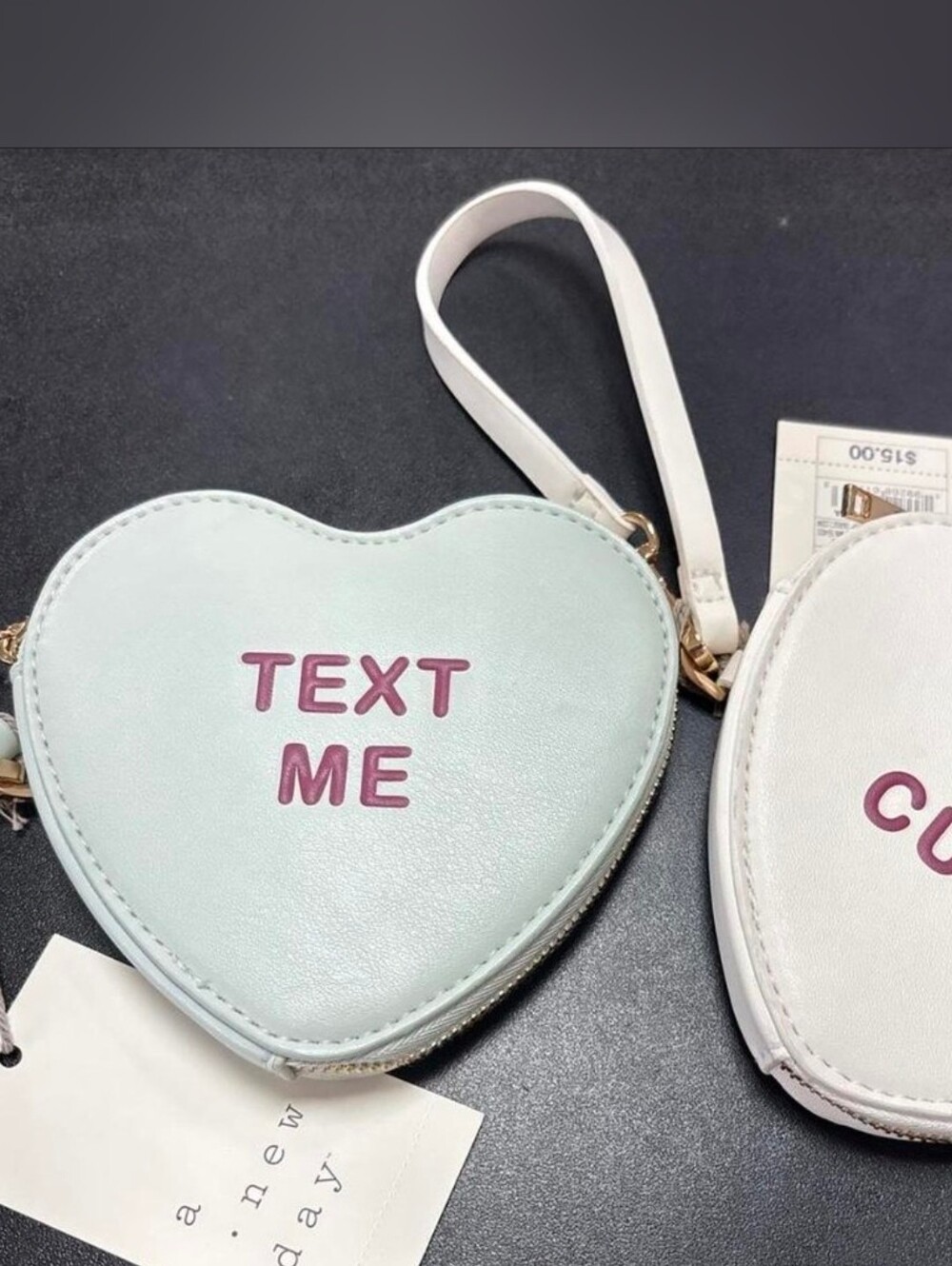 New 💓Heart-Shaped Mini Wristlet in Mint and White — TEXT ME